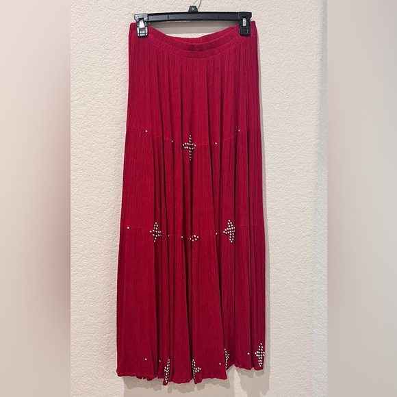 Women’s Red Pleated Western Boho Skirt with Silver Stud Embellishment - Picture 2 of 7